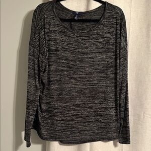 GAP Charcoal Heather Long Sleeve Top